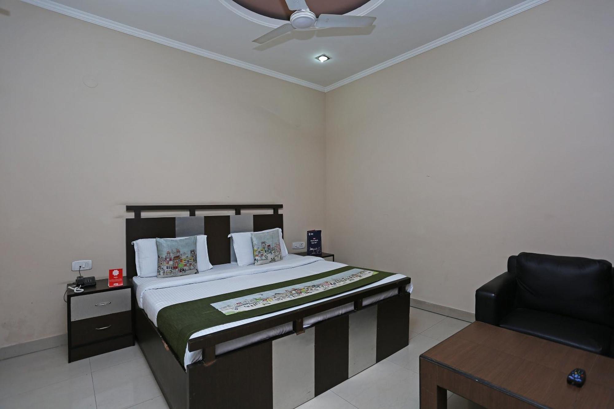 Hotel O Mukut Regency Ghaziabad Eksteriør bilde