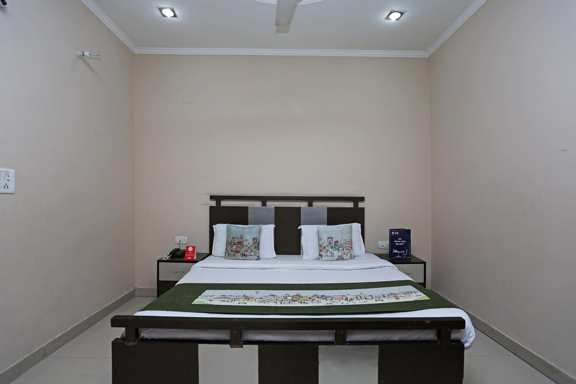Hotel O Mukut Regency Ghaziabad Eksteriør bilde