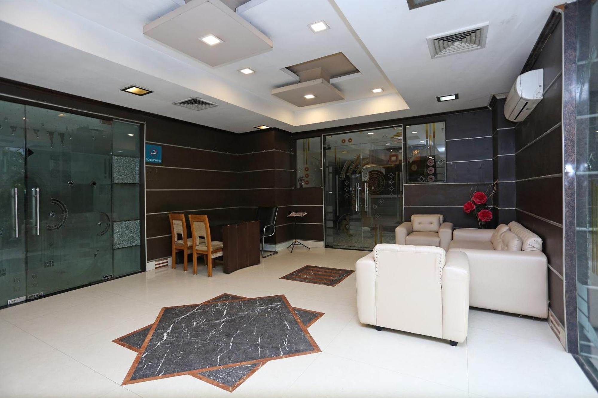 Hotel O Mukut Regency Ghaziabad Eksteriør bilde